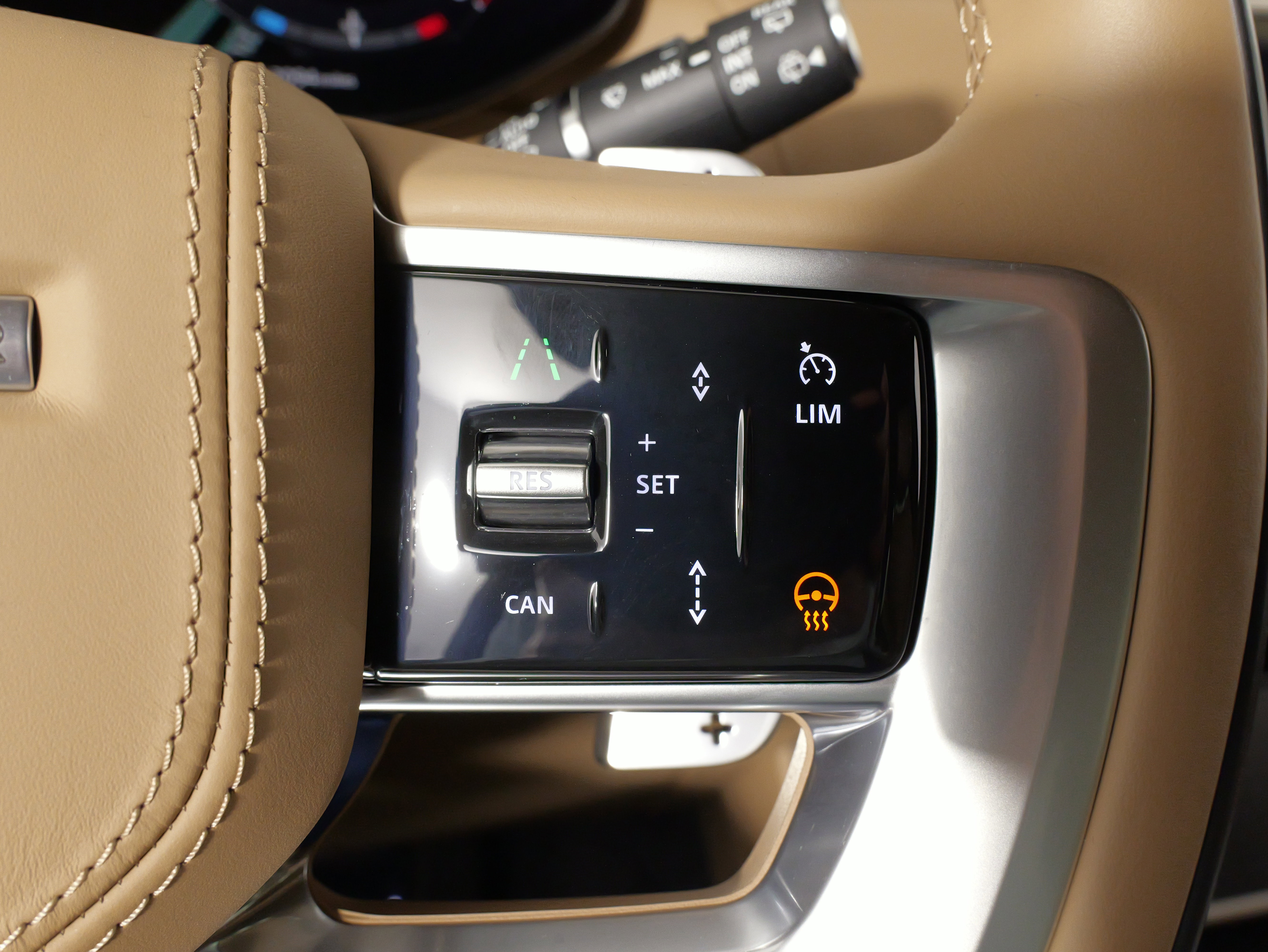 Used 2025 Land Rover Range Rover Autobiography image 56