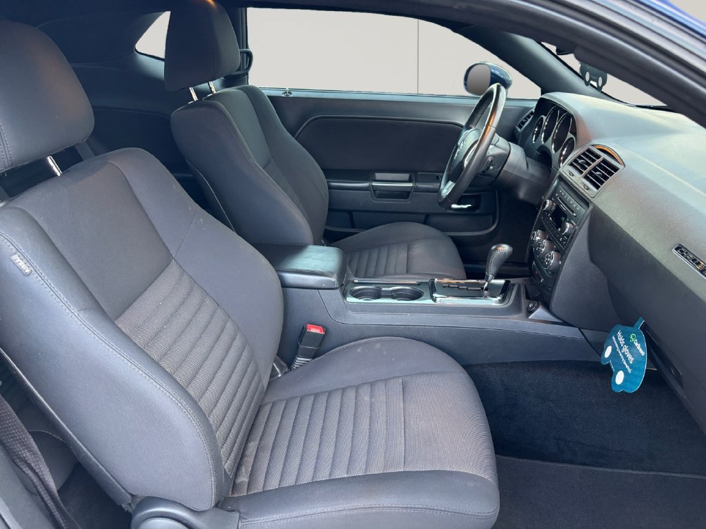 Used 2013 Dodge Challenger SXT RWD image 16