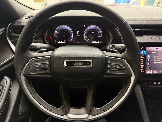 New 2026 Jeep Grand Cherokee Altitude AWD/4WD image 16