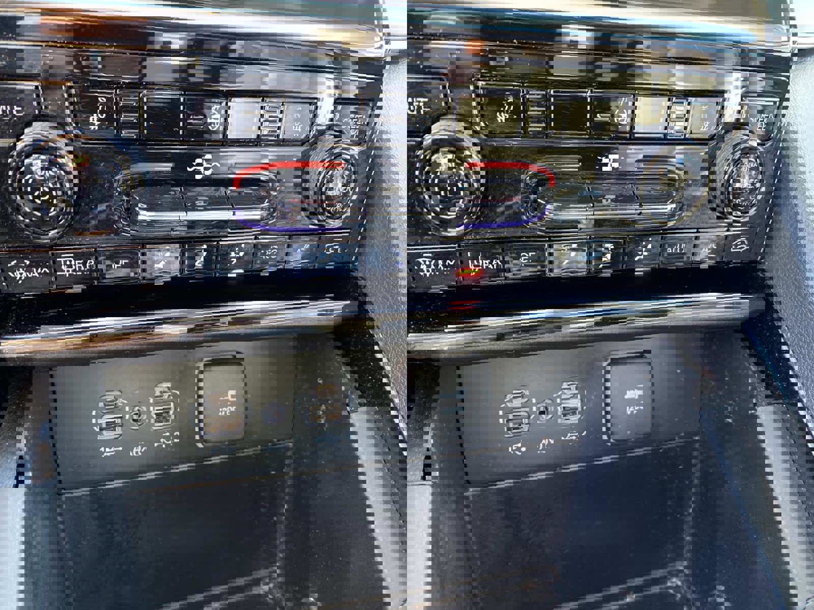 Certified 2023 Jeep Grand Cherokee Limited image 15