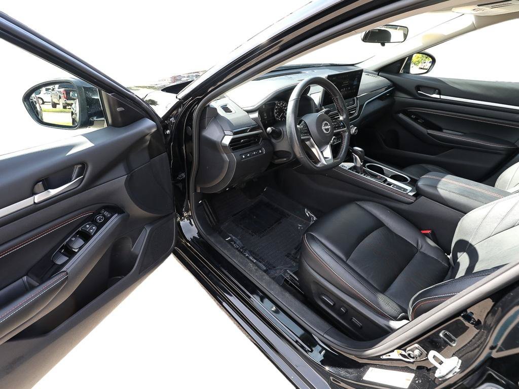 Used 2023 Nissan Altima 2.0 SR FWD image 10