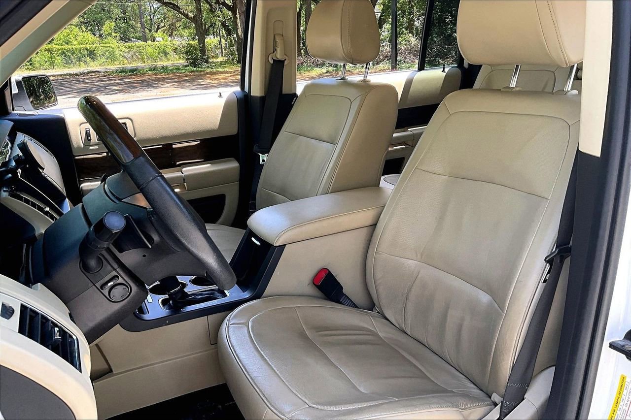 Used 2019 Ford Flex Limited w/ Equipment Group 303A AWD/4WD image 18