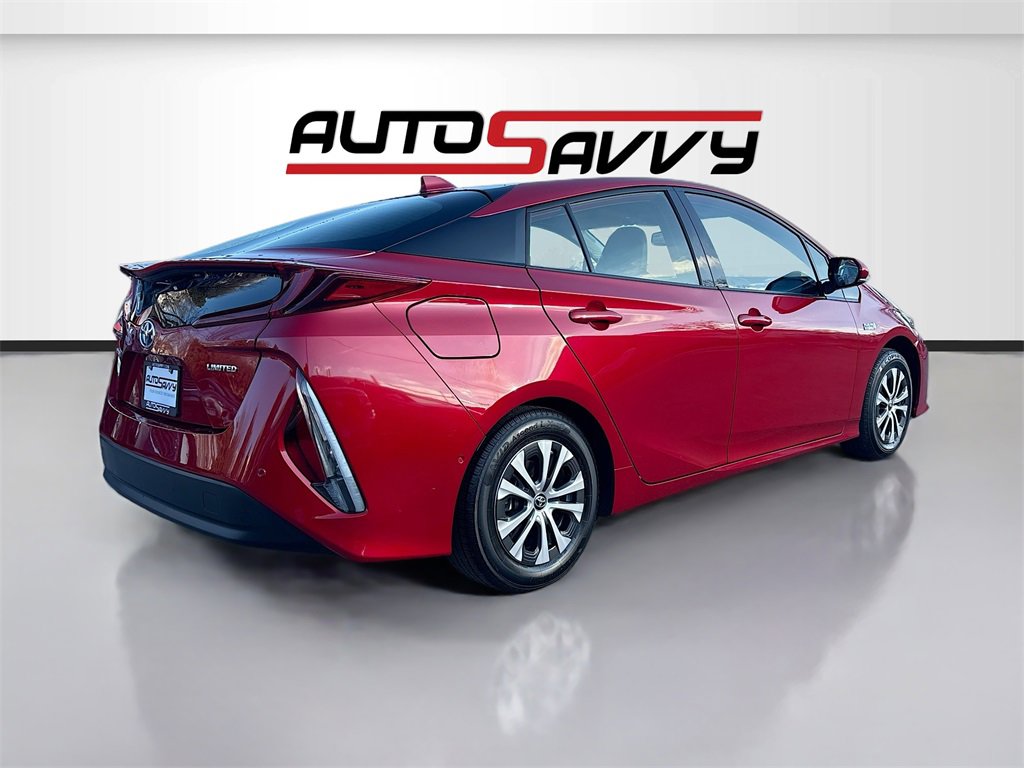 Used 2020 Toyota Prius Prime Limited image 7