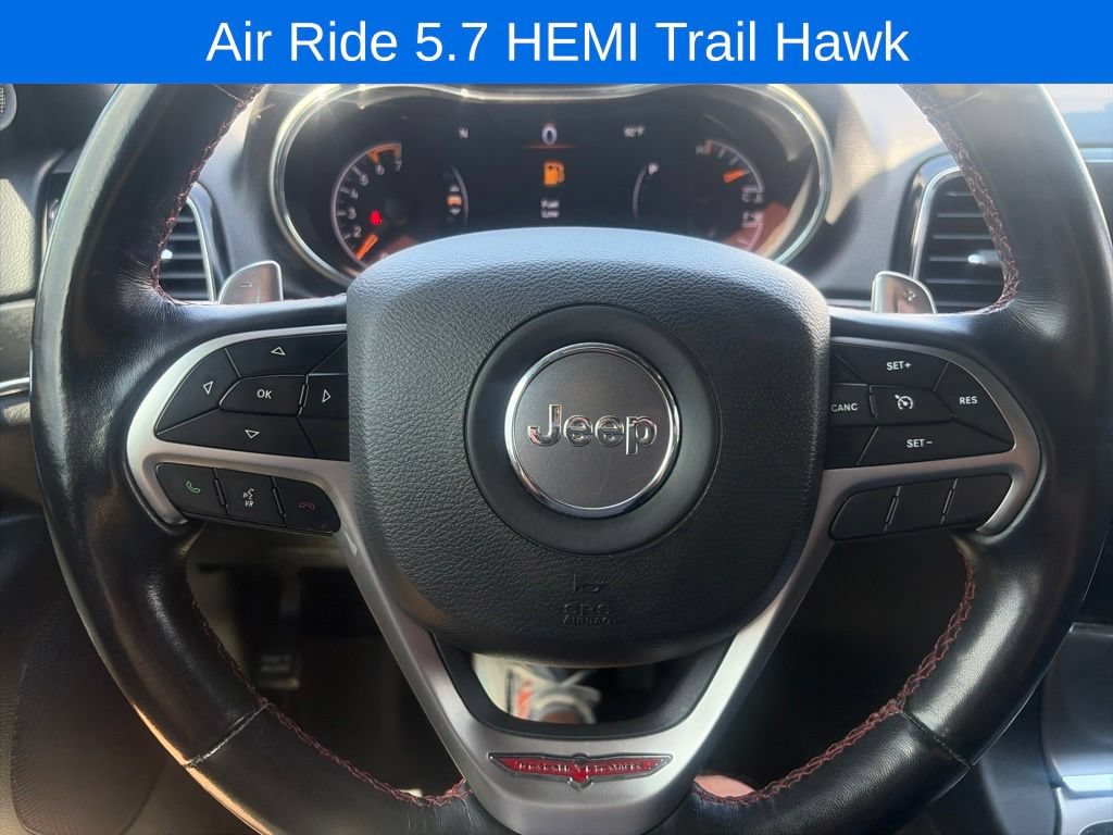 Used 2021 Jeep Grand Cherokee Trailhawk w/ Premium Lighting Group AWD/4WD image 39