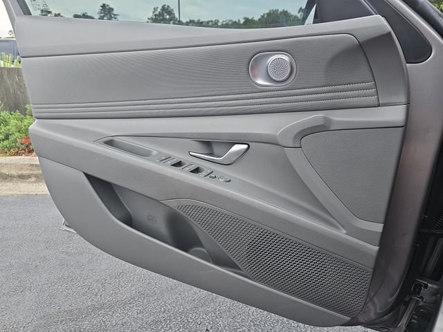 Used 2023 Hyundai Elantra SEL w/ Convenience Package FWD image 32
