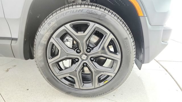 Used 2026 Rivian R1S Adventure AWD/4WD image 76