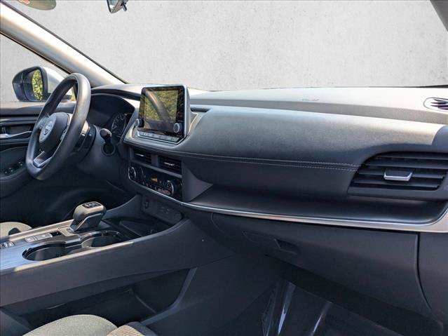 Used 2024 Nissan Rogue SV FWD image 22
