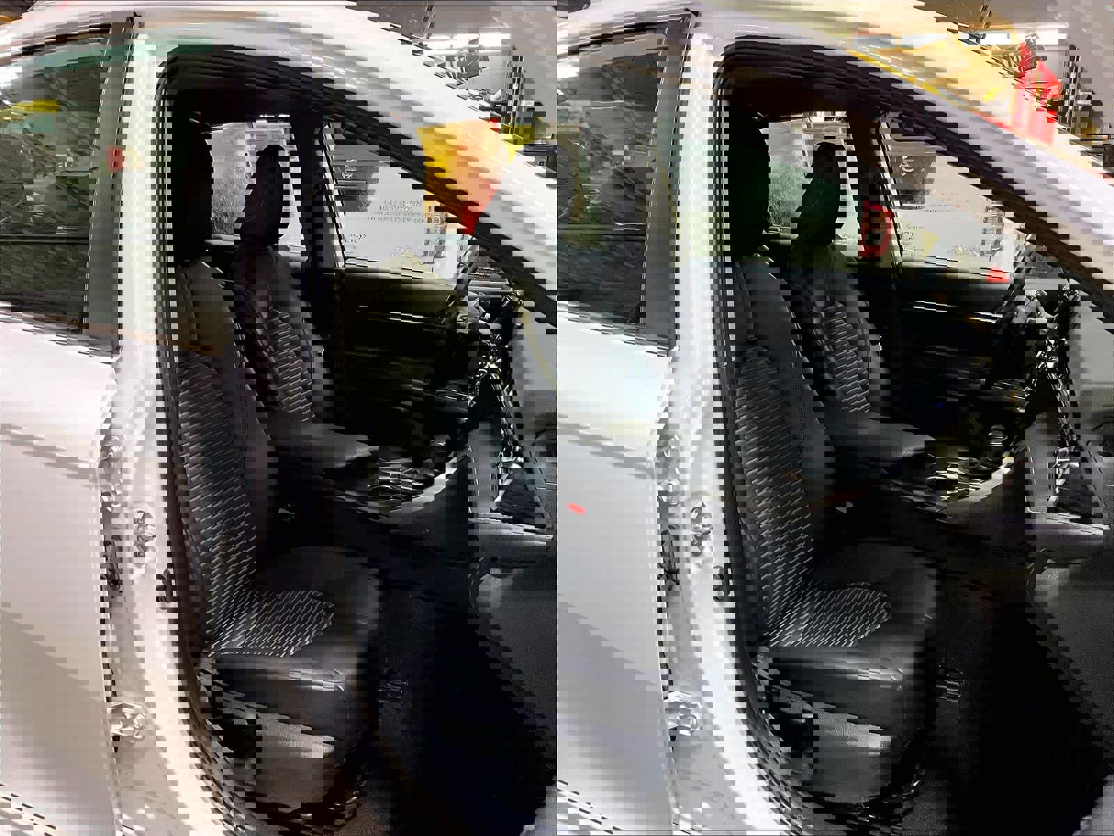 Used 2024 Toyota Camry SE image 11