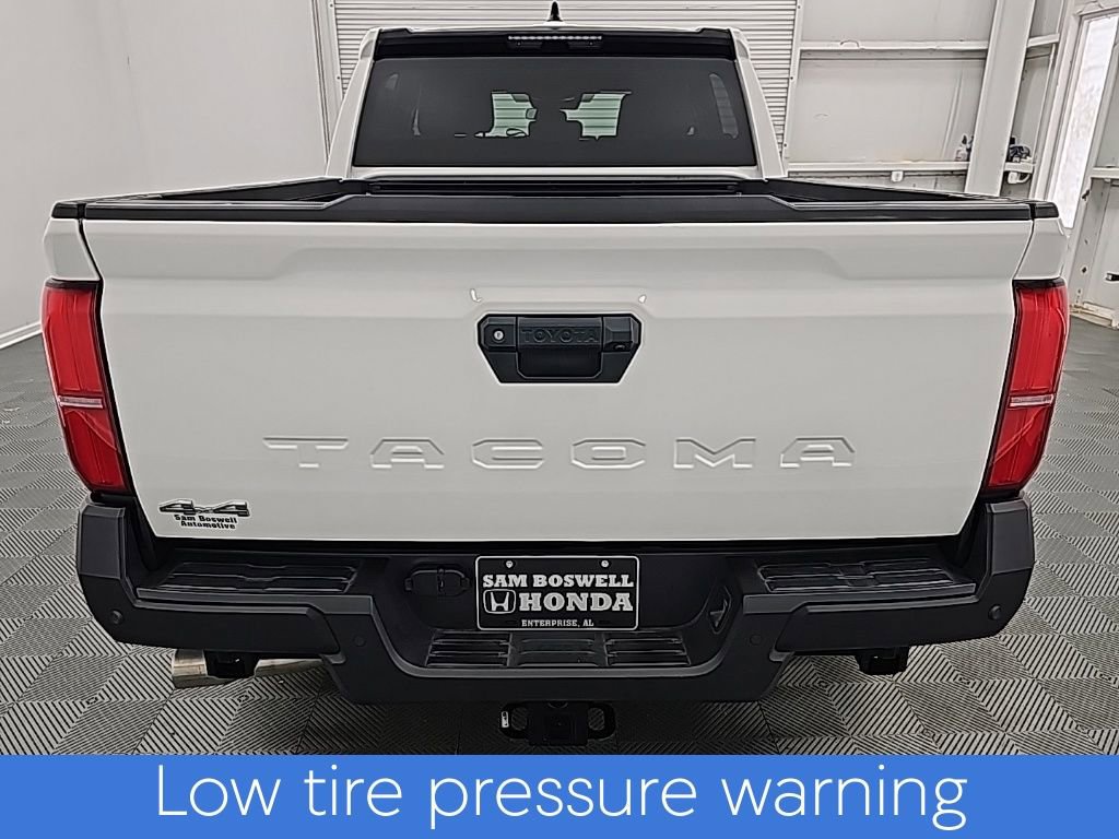 Used 2024 Toyota Tacoma SR image 8