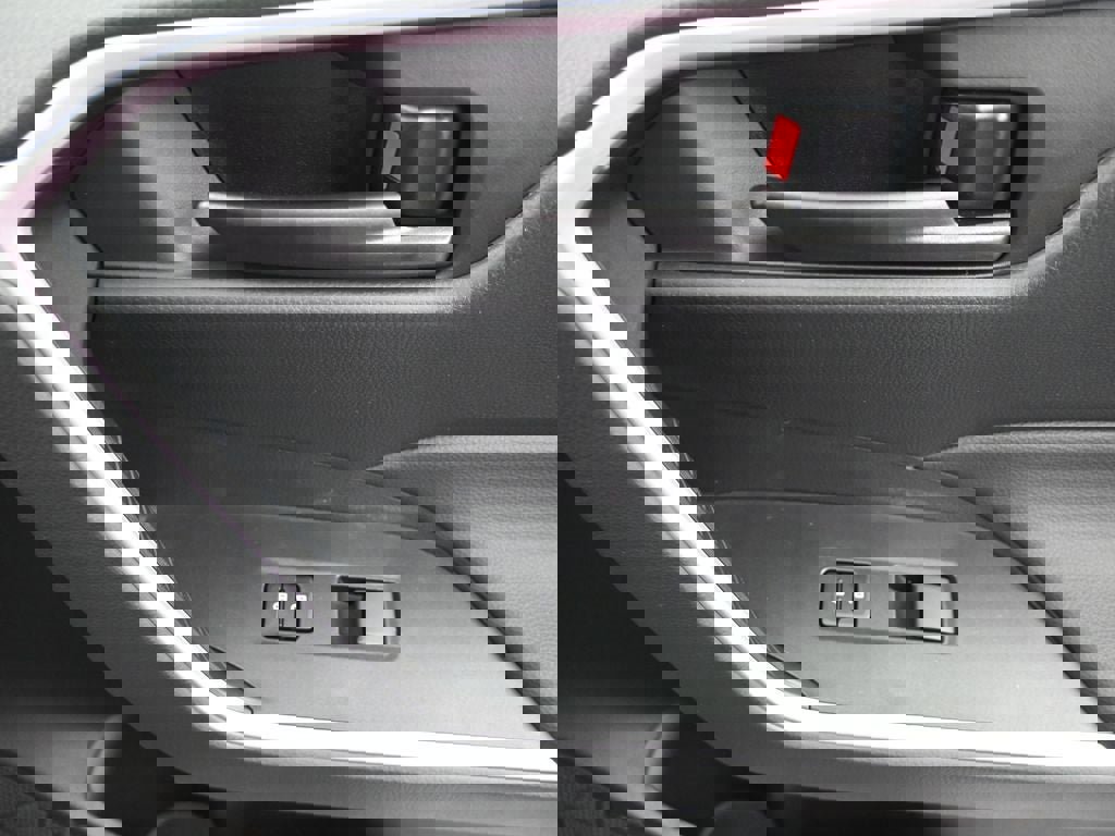 New 2025 Toyota RAV4 LE image 13