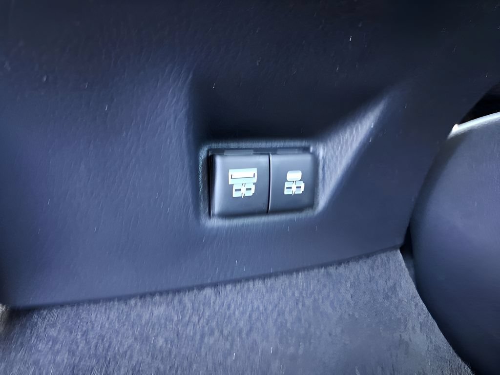 New 2026 Toyota Camry LE w/ Convenience Package FWD image 9