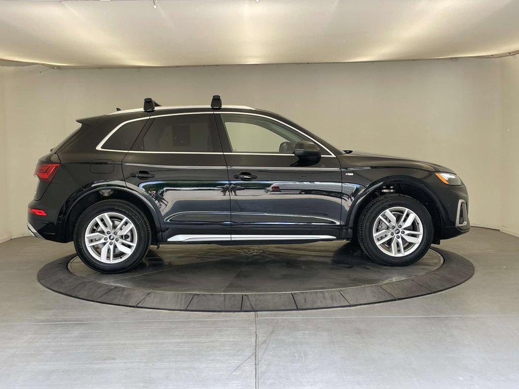 Used 2023 Audi Q5 2.0T Premium w/ Convenience Package AWD/4WD image 8