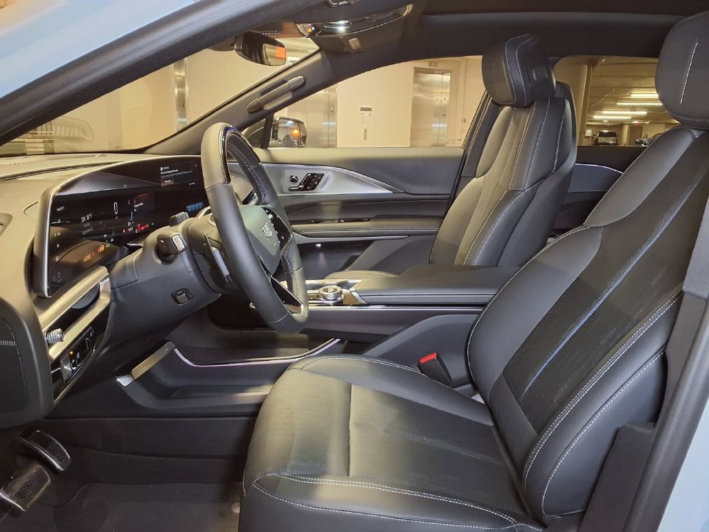 New 2027 Cadillac Lyriq Sport AWD/4WD image 15