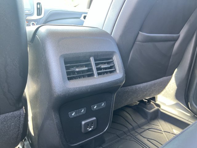 Used 2020 Chevrolet Equinox Premier FWD image 22