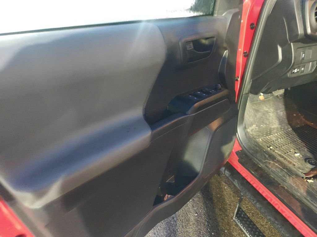 Used 2023 Toyota Tacoma SR image 7