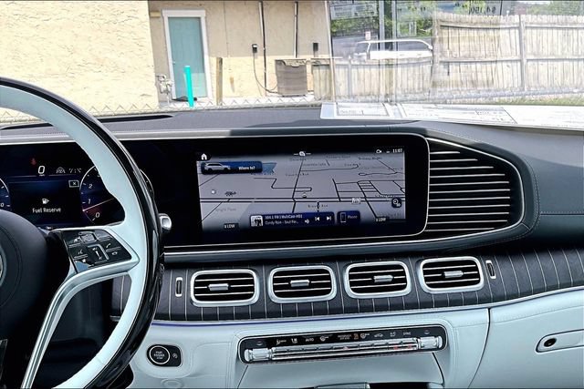 New 2026 Mercedes-Benz Maybach GLS 600 4MATIC image 6