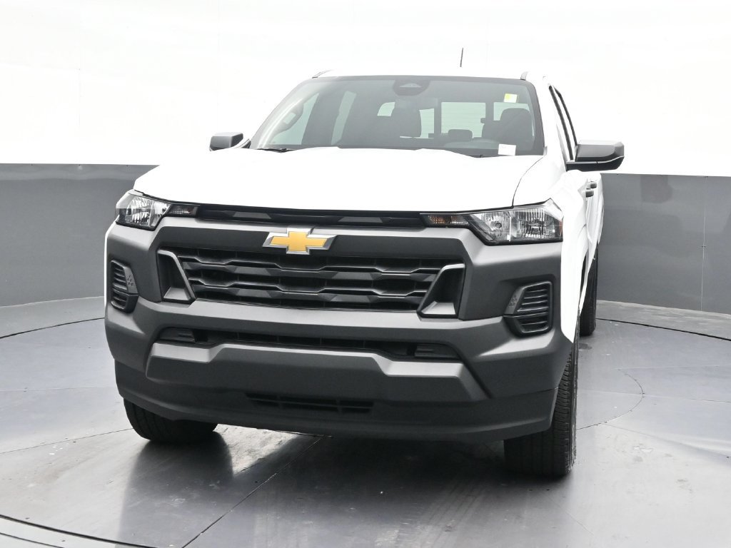 Used 2026 Chevrolet Colorado W/T w/ WT Custom Package RWD image 9