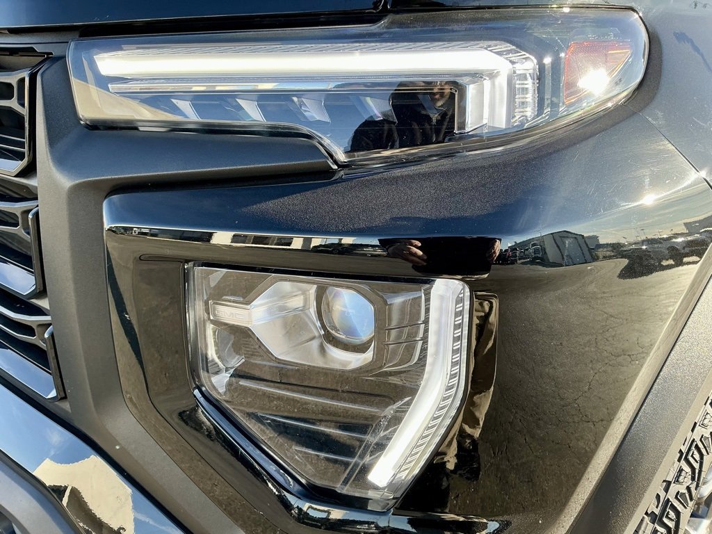 Used 2023 GMC Canyon Elevation w/ Convenience Package image 10