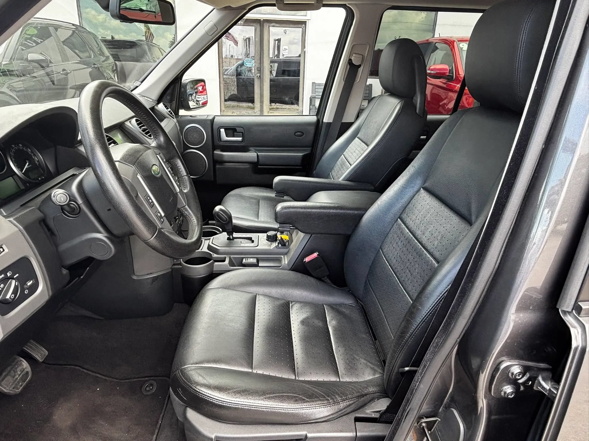 Used 2005 Land Rover LR3 HSE AWD/4WD image 25