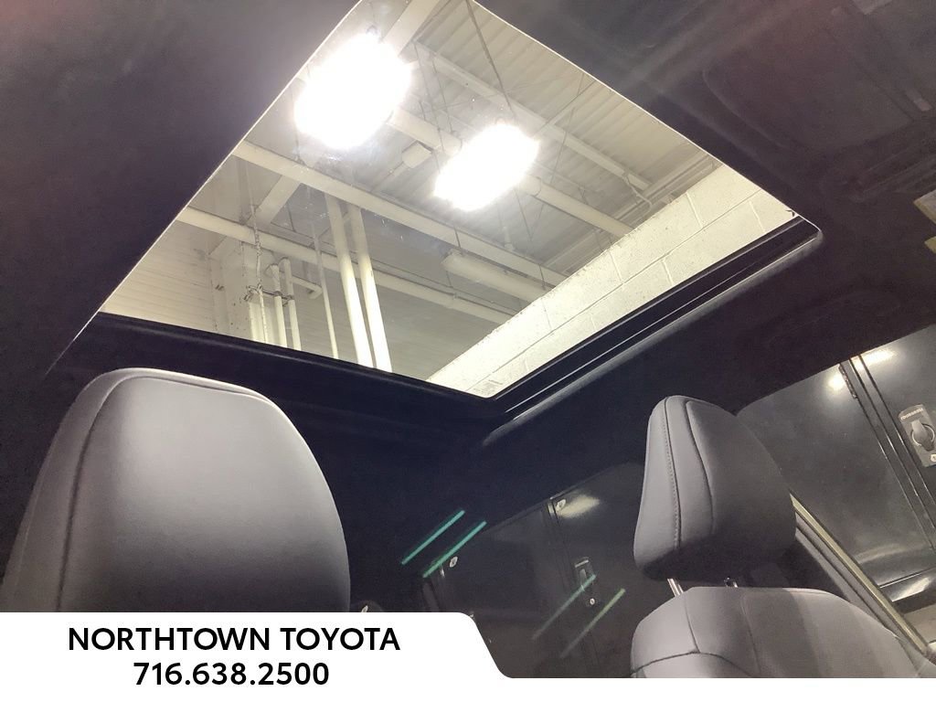 Used 2025 Subaru Forester Touring image 10