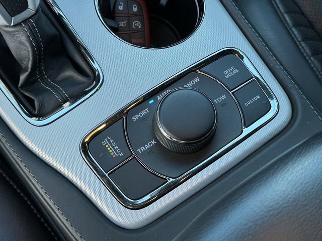 Used 2018 Jeep Grand Cherokee Trackhawk AWD/4WD image 25