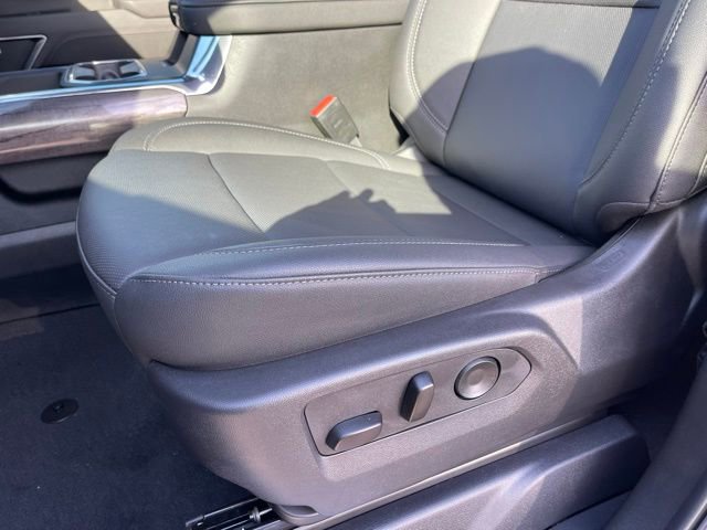 New 2025 Chevrolet Silverado 2500 LTZ w/ Trail Boss Package AWD/4WD image 17