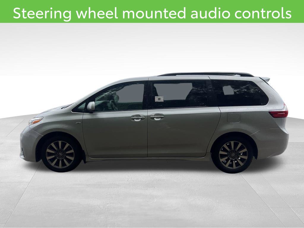 Used 2020 Toyota Sienna XLE AWD/4WD image 10