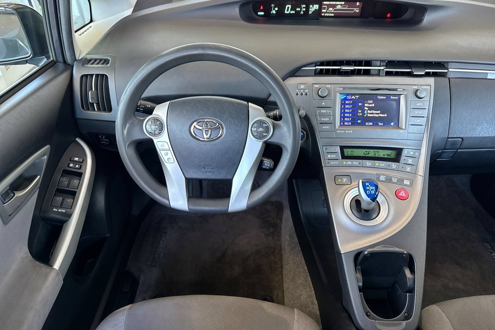 Used 2014 Toyota Prius Three FWD image 18