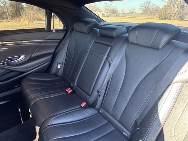 Used 2019 Mercedes-Benz S 450 4MATIC Sedan w/ Premium Package image 11