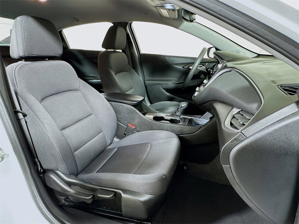 Certified 2024 Chevrolet Malibu LT image 25