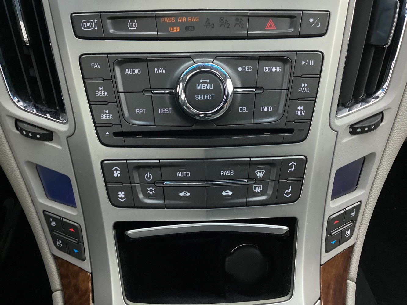 Used 2011 Cadillac CTS Premium image 35