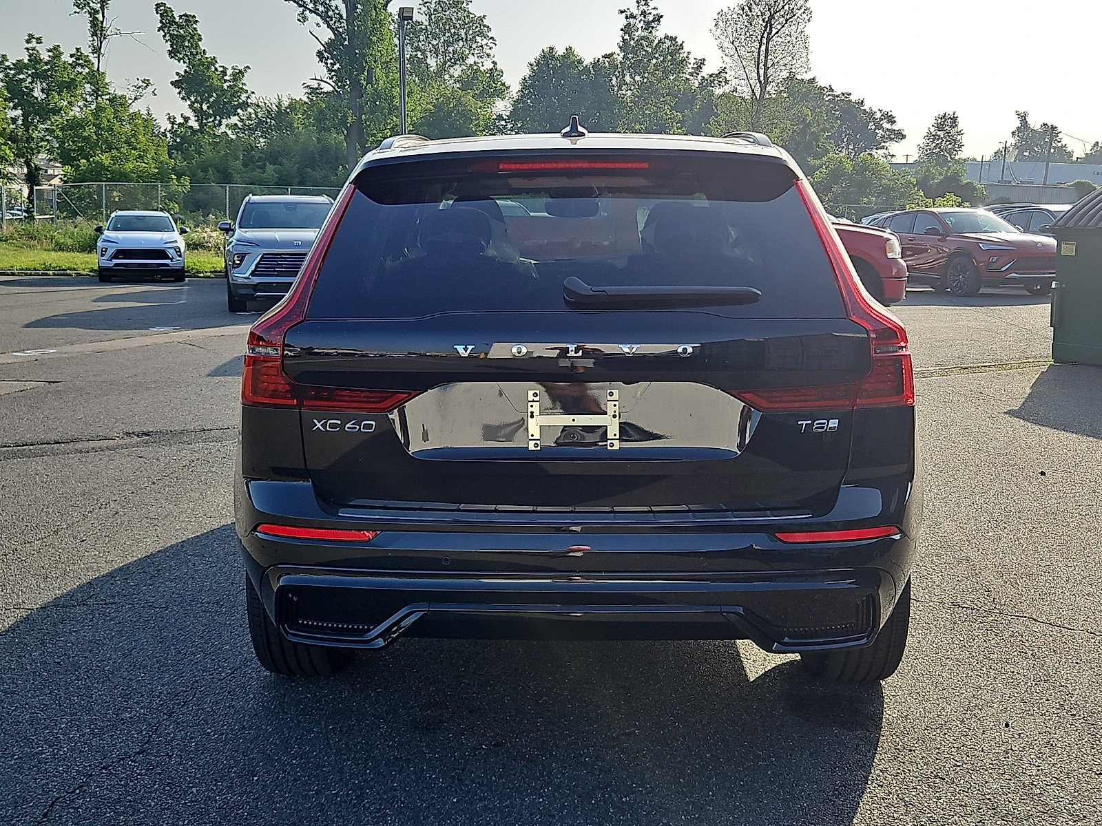 New 2026 Volvo XC60 T8 Plus w/ Protection Package Premier AWD/4WD image 5