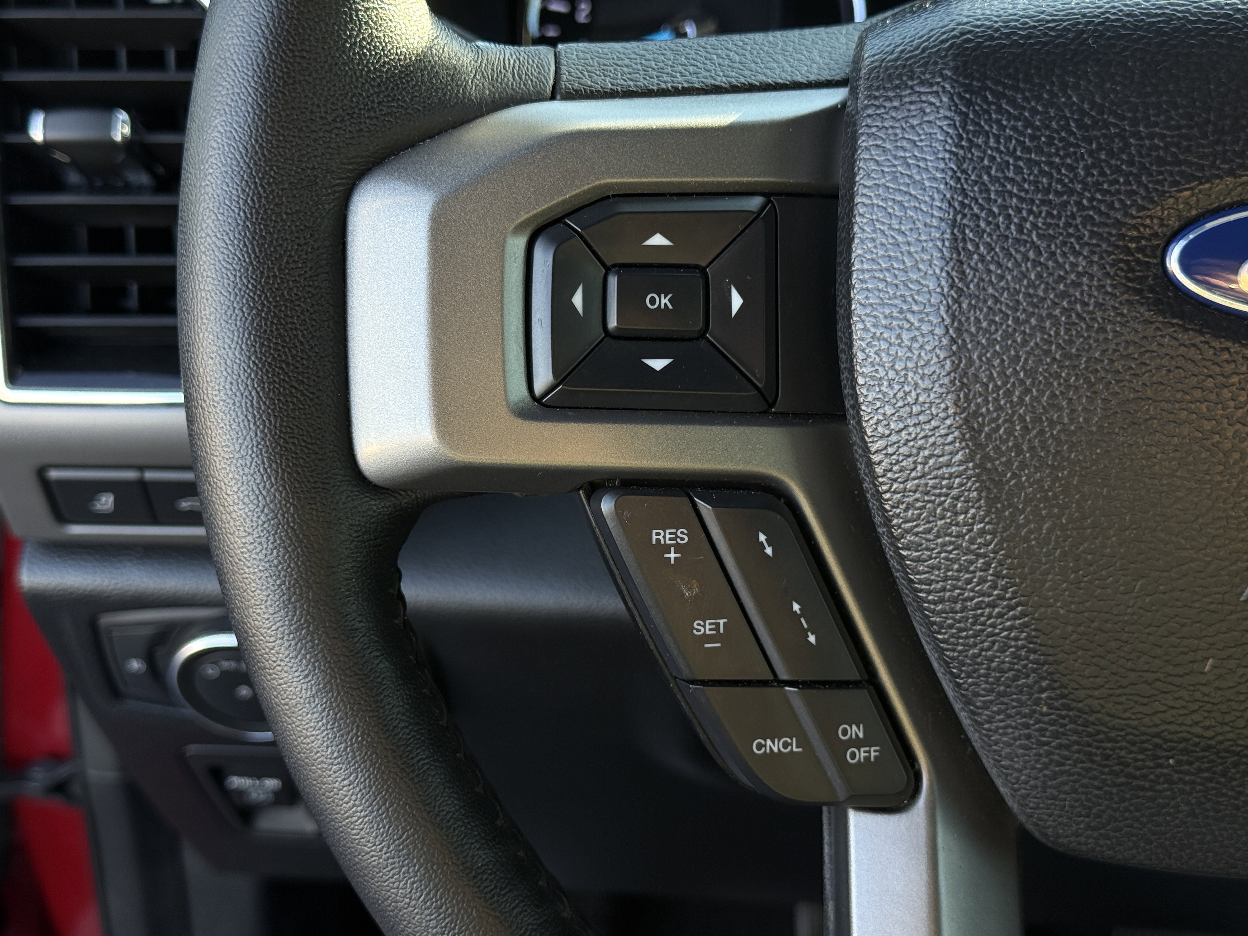 Used 2021 Ford Expedition XLT image 16