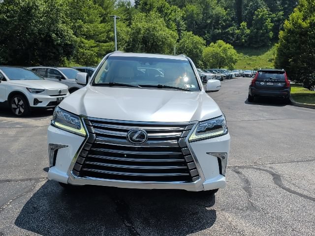 Used 2021 Lexus LX 570 4WD w/ Luxury Package image 2