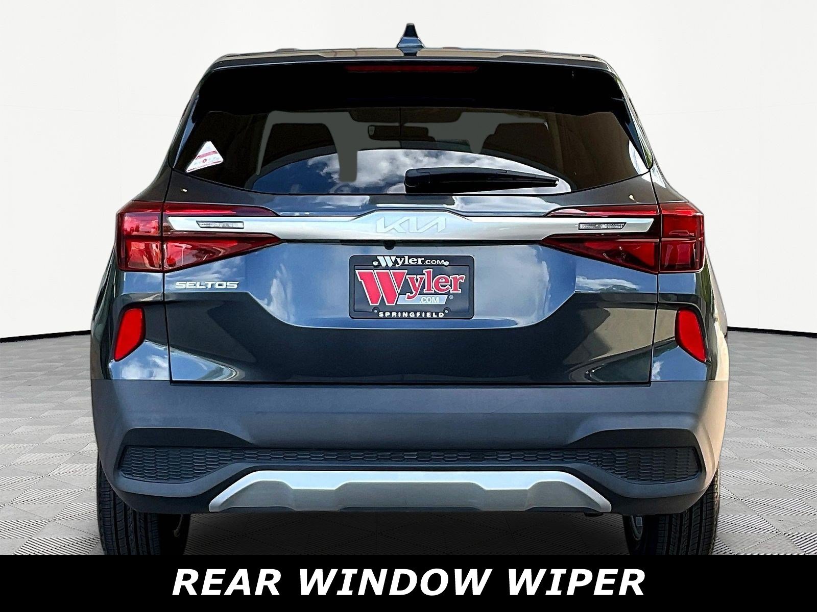 Used 2023 Kia Seltos LX AWD/4WD image 5