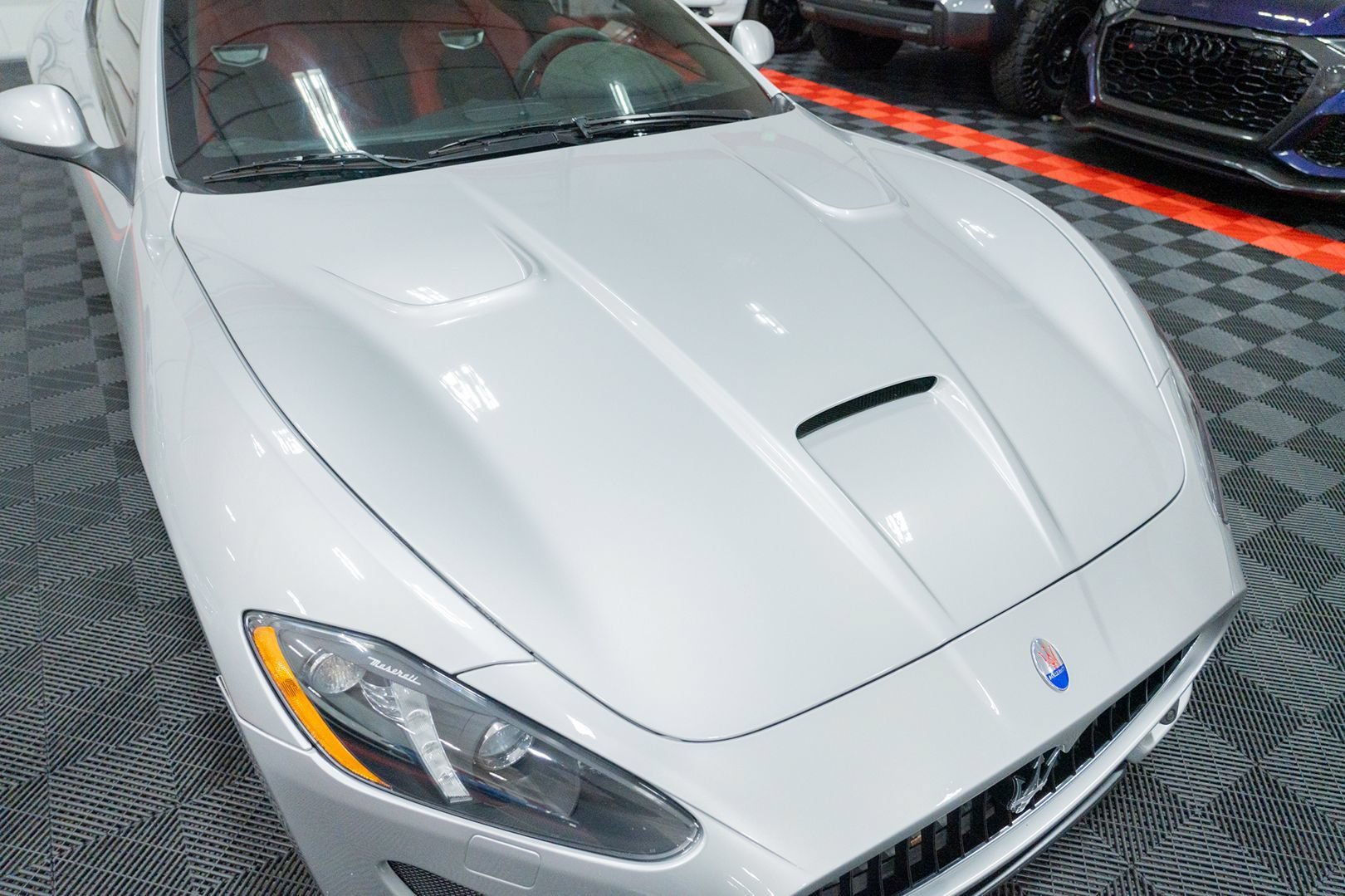 Used 2017 Maserati GranTurismo Sport RWD image 11