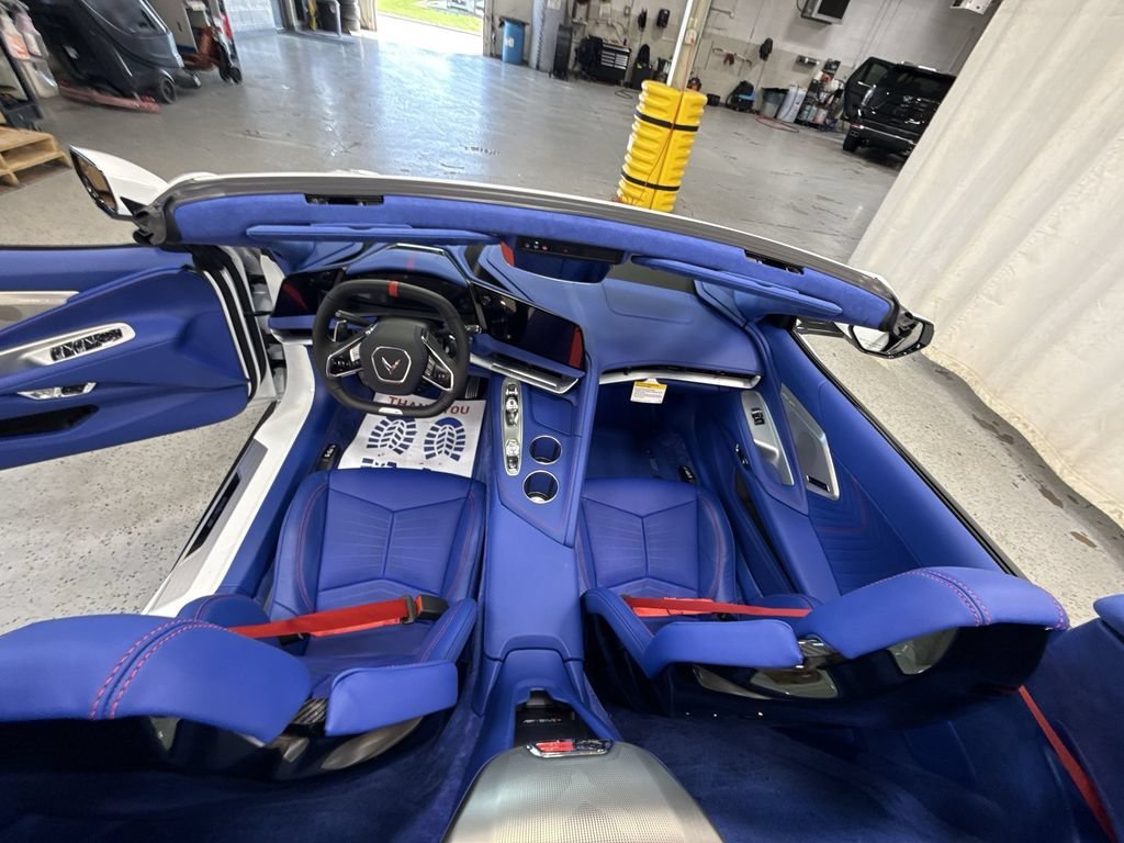 New 2027 Chevrolet Corvette Grand Sport w/ Grand Sport Launch Edition RWD image 21