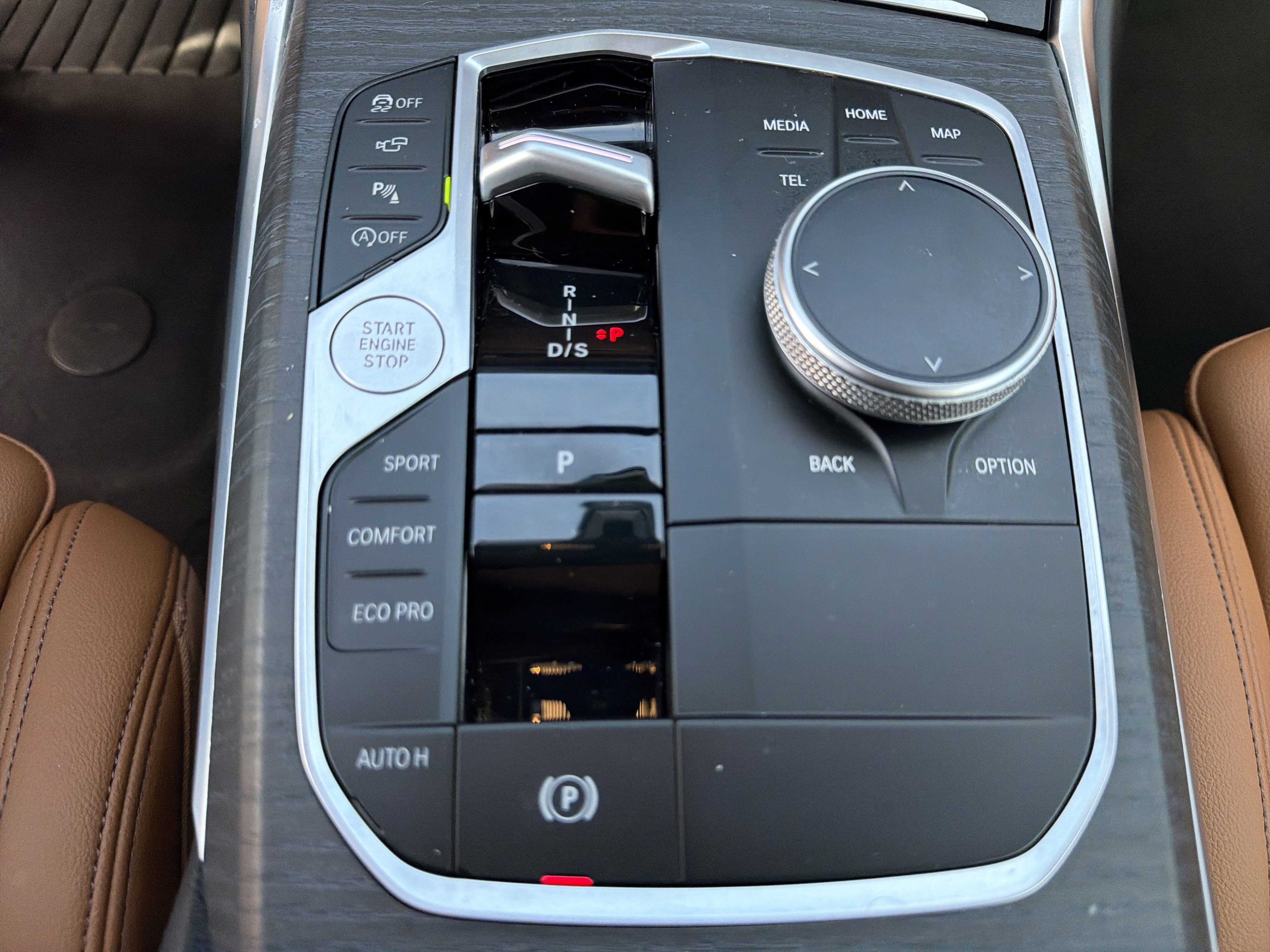 Certified 2025 BMW 430i Coupe w/ Convenience Package image 9