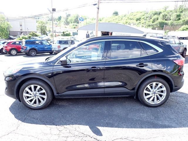 Used 2022 Ford Escape Titanium w/ Titanium Elite Package AWD/4WD image 2