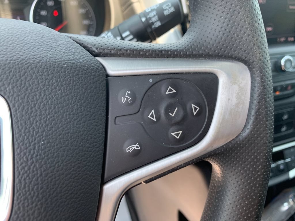 Used 2024 GMC Terrain SLE AWD/4WD image 27