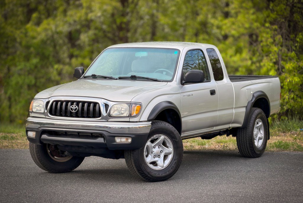 Used 2001 Toyota Tacoma 4x4 Xtracab image 2