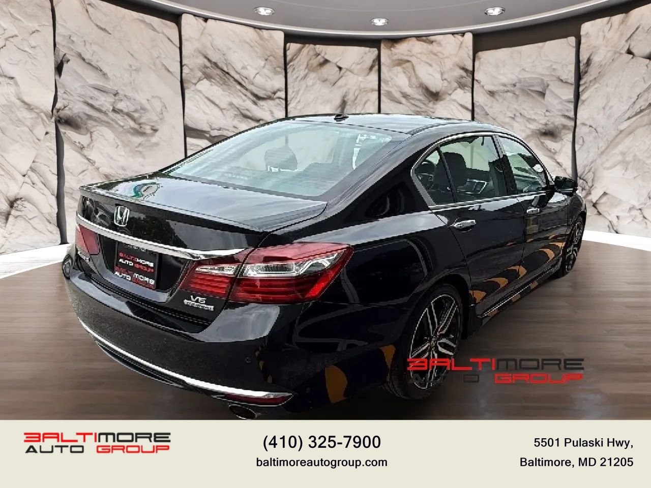 Used 2016 Honda Accord Touring image 4