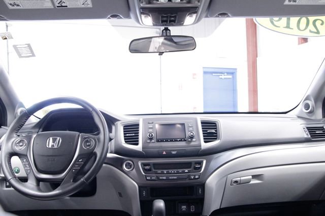 Used 2019 Honda Ridgeline RTL image 17