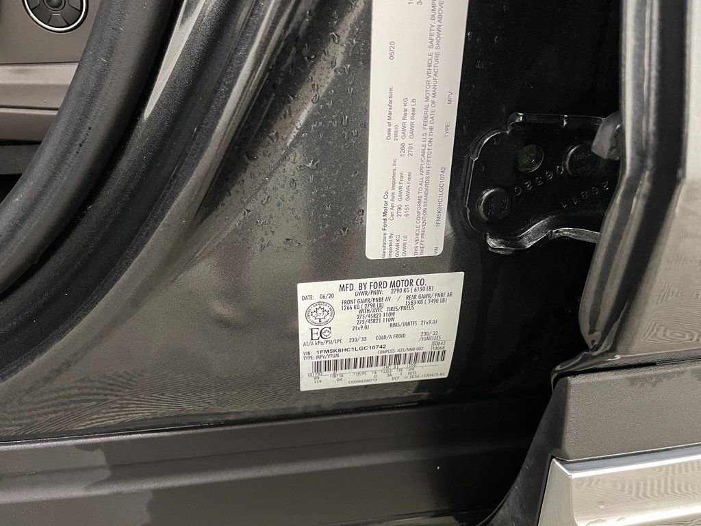 Used 2020 Ford Explorer Platinum AWD/4WD image 40