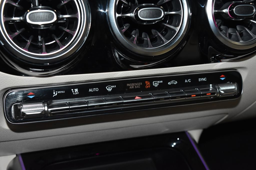 Used 2023 Mercedes-Benz GLA 250 image 14