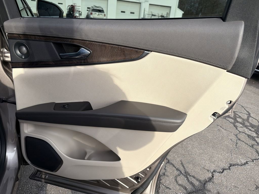 Used 2020 Lincoln Nautilus Reserve image 32