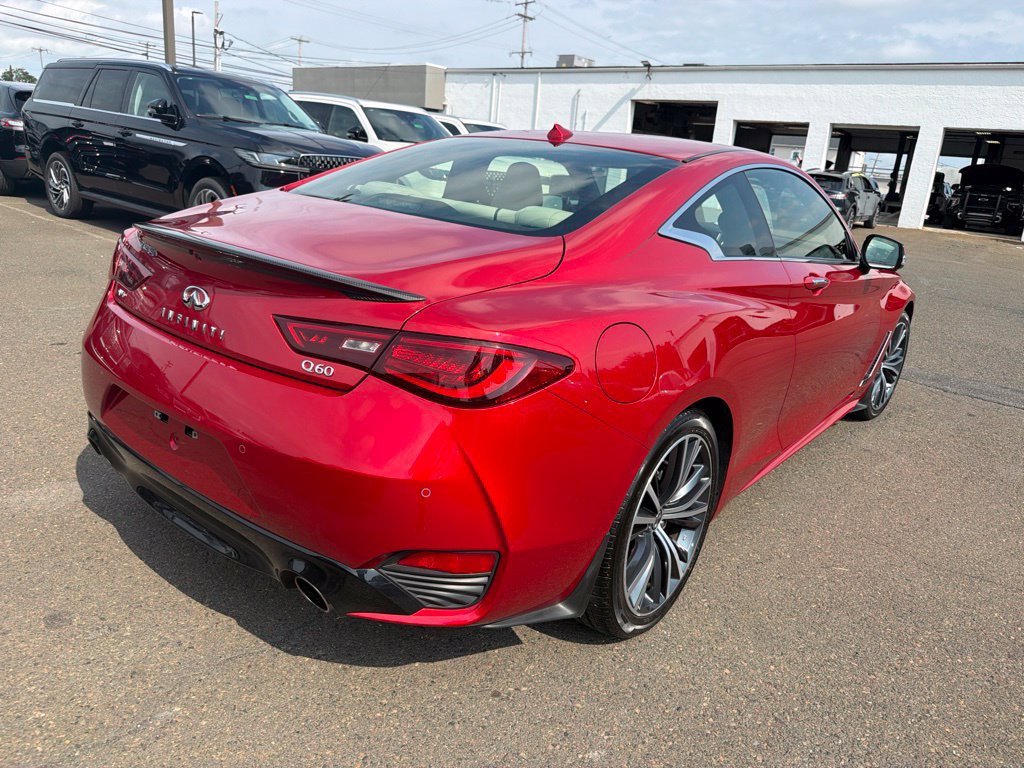 Used 2022 INFINITI Q60 3.0t Luxe w/ Essential Package AWD/4WD image 6