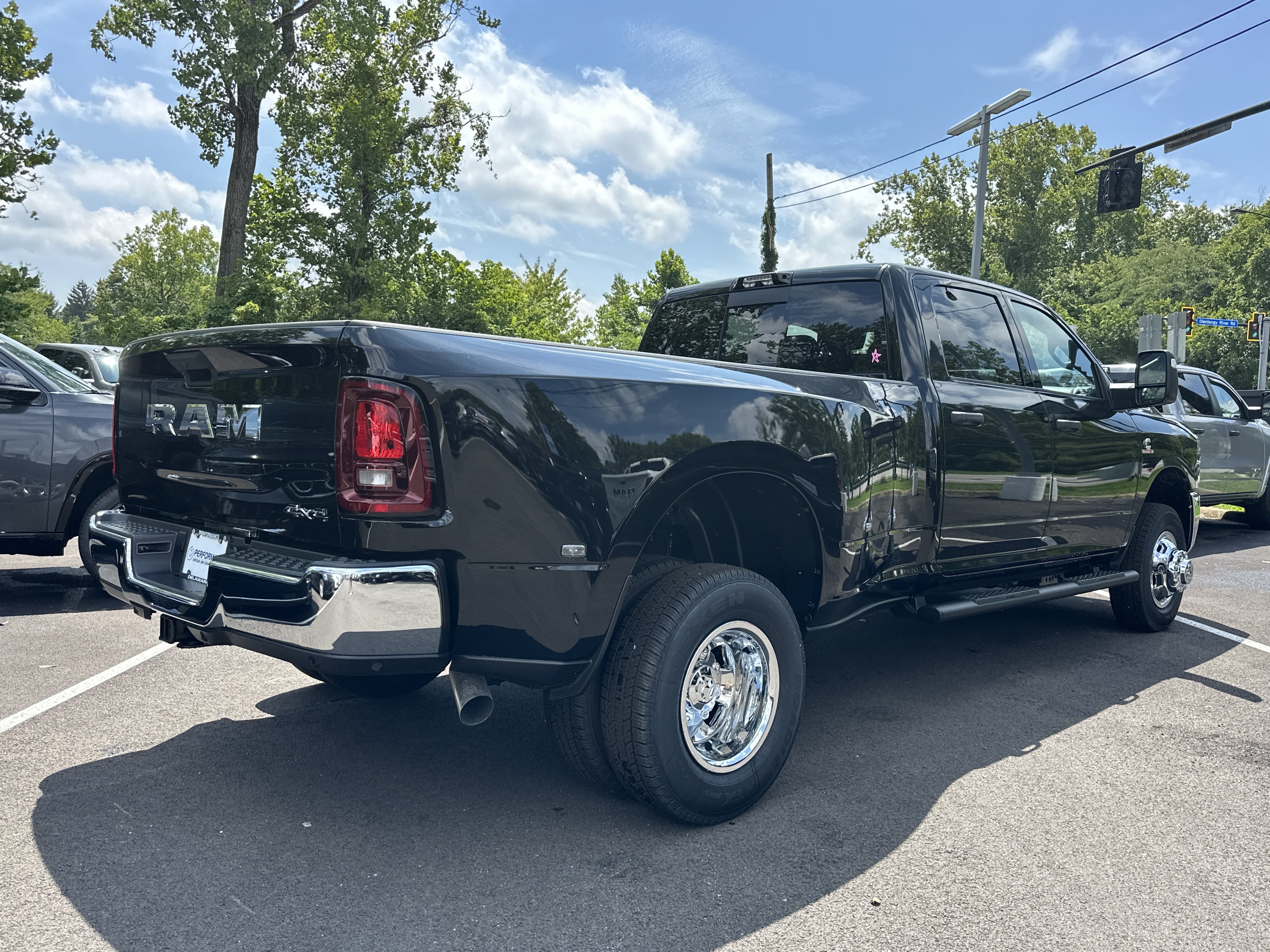 New 2026 RAM 3500 Tradesman AWD/4WD image 19