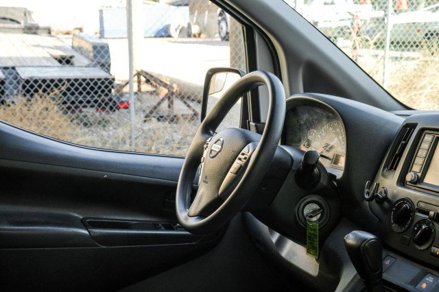 Used 2020 Nissan NV200 S image 20