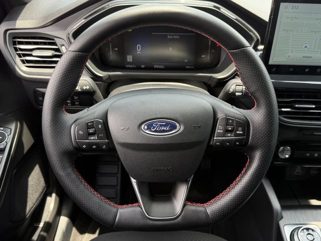Used 2025 Ford Escape ST-Line w/ Equipment Group 301A FWD image 13